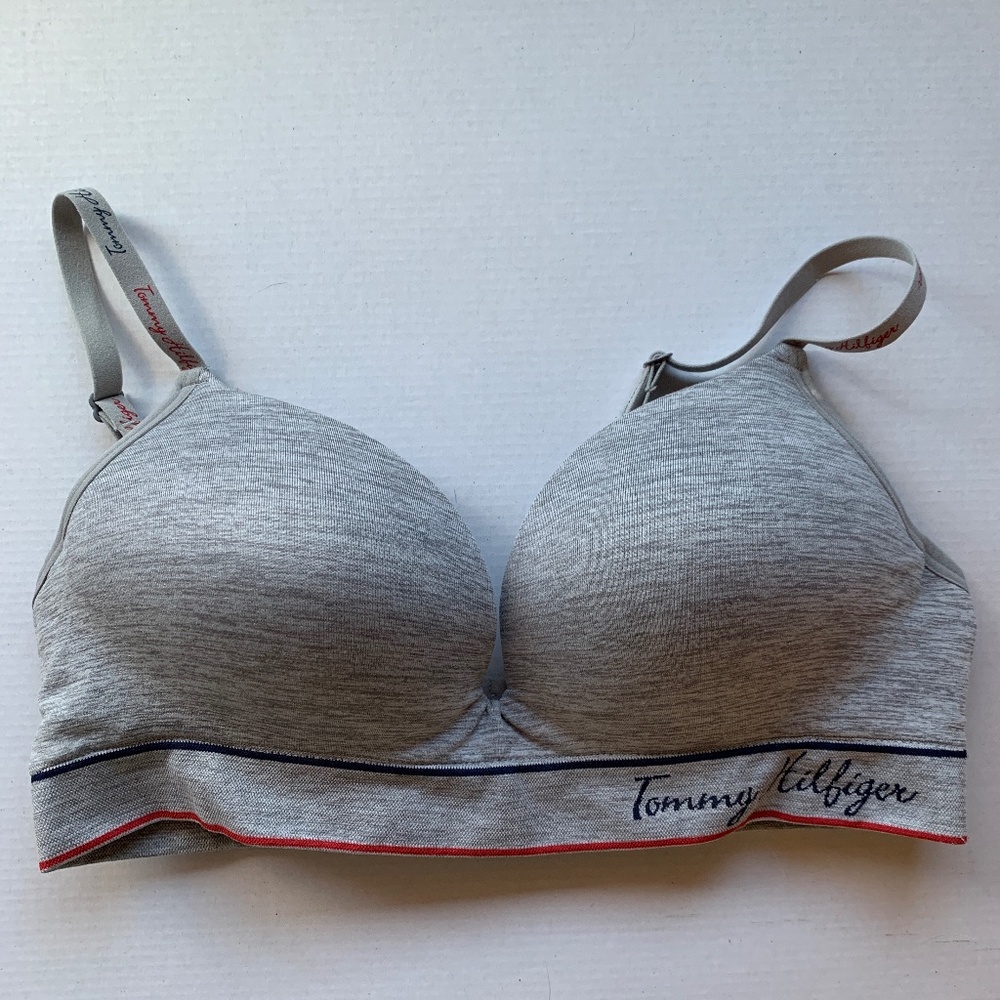 NWOT Tommy Hilfiger Push Up Bra in Grey- Size S
